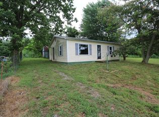 4062 Lexington Rd, Lancaster, KY 40444