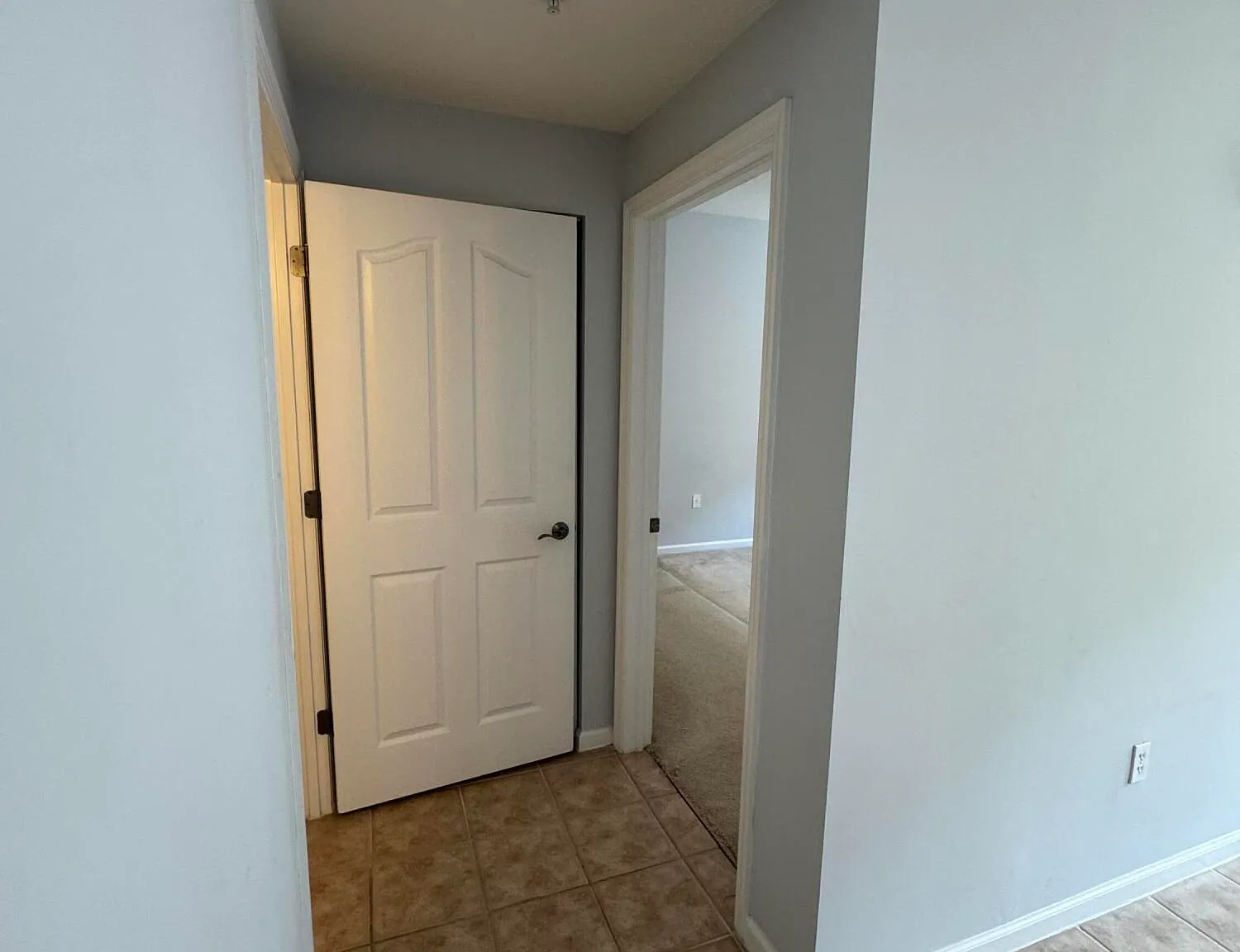 2 bed, 2.0 bath, 1281 sqft, $2,900 — Photo 3