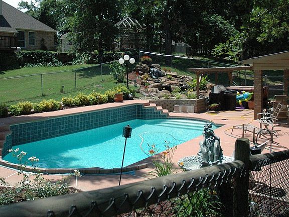 A BEAUTIFUL BACKYARD