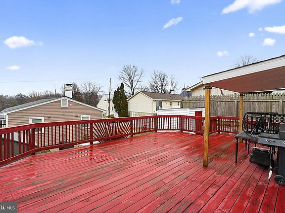 5th image of 6114 Osborn Rd