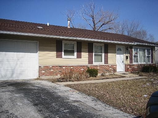 1st image of 3760 W 176th St