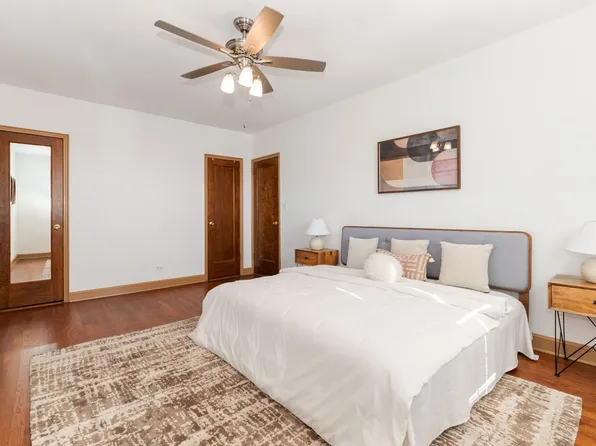 25-40 31st Avenue image 13 of 24