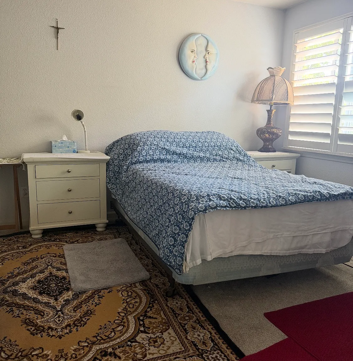 5 bed, 3262 sqft, $1,000 — Photo 1