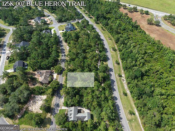 3rd image of 7 Blue Heron Trl