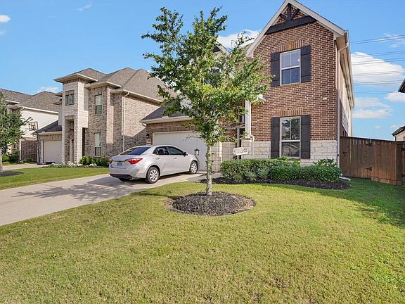 2nd image of 24758 Levante Dr