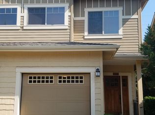 1185 Scolaire Dr, Grants Pass, OR 97526