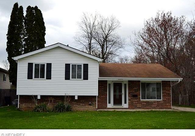 1st image of 26572 Redwood Dr