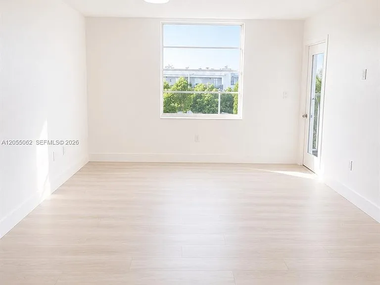 5625 W 20th Ave #404 — Photo 2