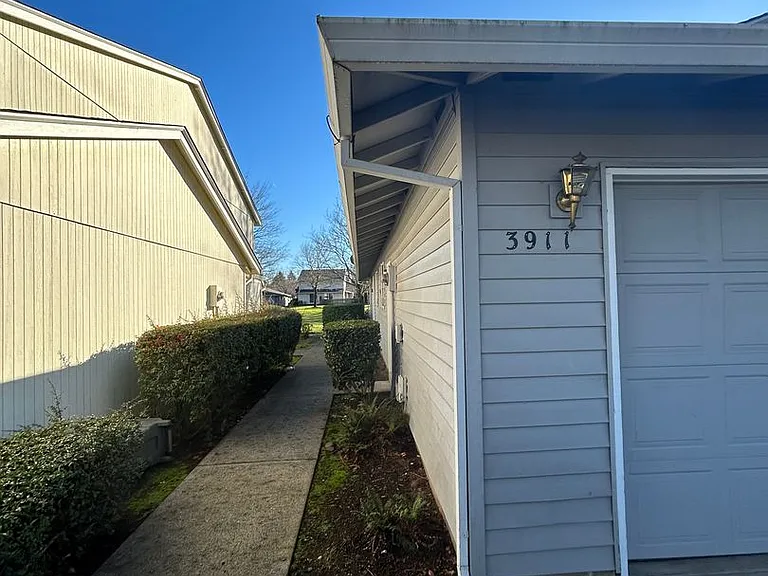 3911 Plomondon St — Photo 14