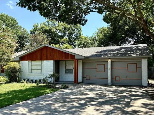 208 Pensacola Ave, Waxahachie, TX 75165