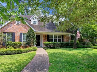 202 Renoir Dr, Houston, TX 77079