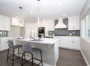 28808 Glen Oaks Dr, Sun City, CA 92586