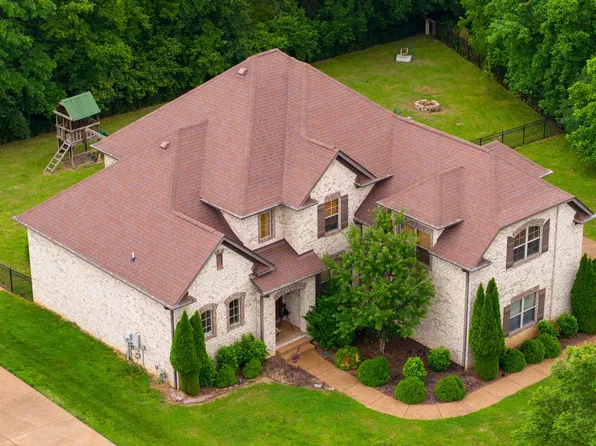 109 Wynbrooke Trce, Hendersonville, TN 37075