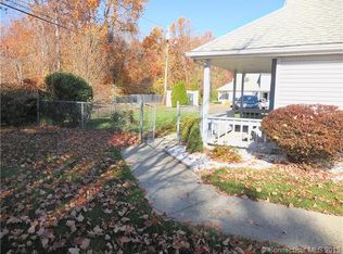 123 Cosey Beach Rd APT 1, East Haven, CT 06512