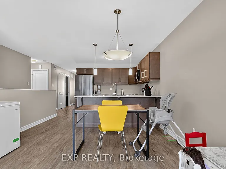 98 Seabert Dr — Photo 16