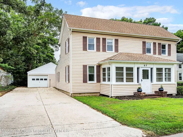 87 Memorial Drive, Barnegat, NJ 08005