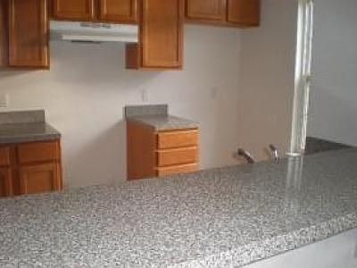 4th image of 2700 East Blvd