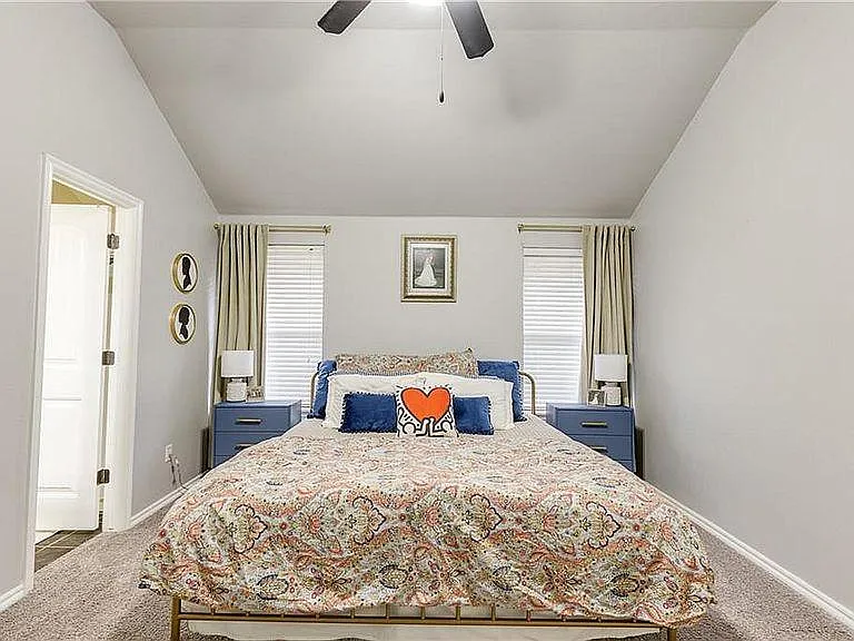 4 bed, 1664 sqft, $2,250 — Photo 4