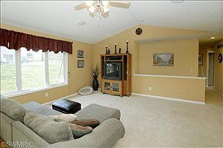 5th image of 2549 Tall Trees Ave