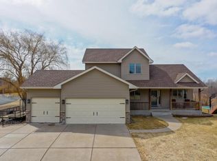 5679 159th St N, Hugo, MN 55038