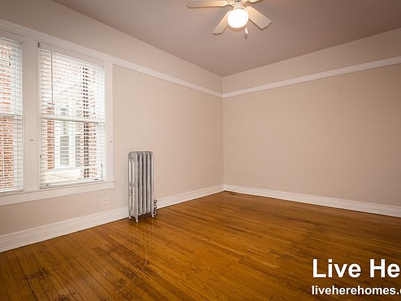 2nd image of 1435 W Lunt Ave APT 3S