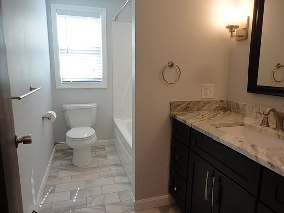 4th image of 54 Brayton St