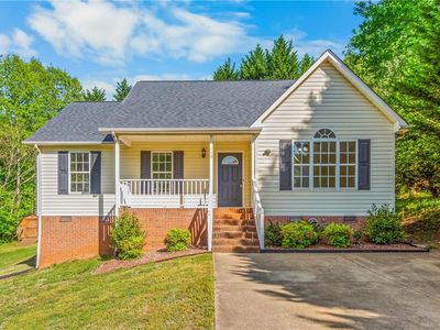 113 Conifer Ct, King, NC, 27021