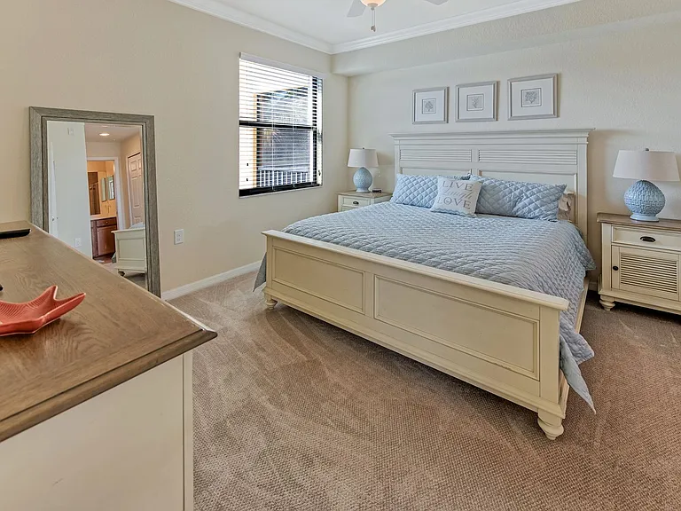 9735 Acqua Ct #621 — Photo 10