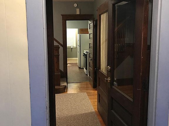 Main entrance view from 2 season porch