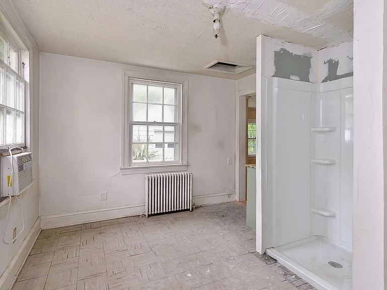 39 Westover Rd — Photo 27