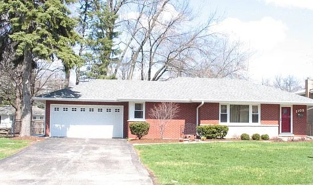 1103 E Prairie Ave photo 1