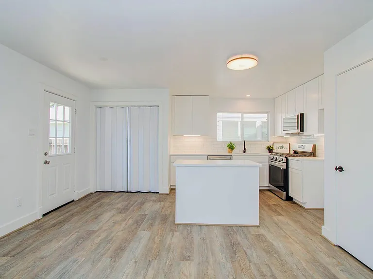 6117 Settlers Square Ln — Photo 22