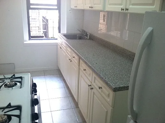 Rented by Goldfarb Properties | media 10