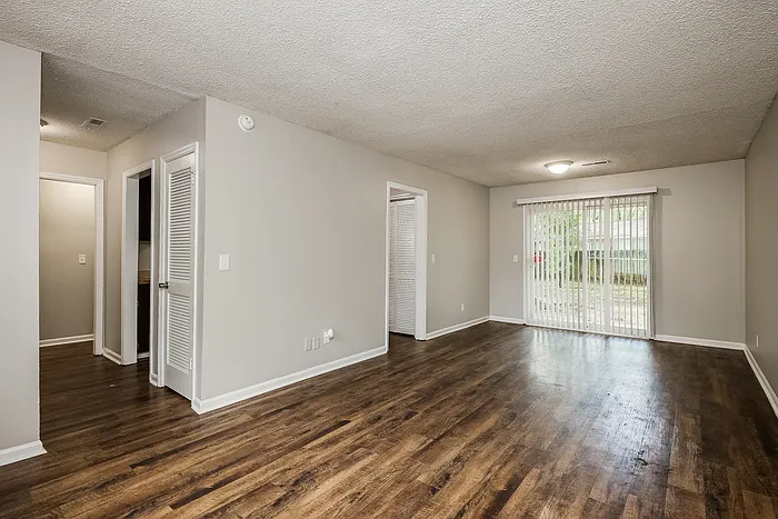 159 Hummingbird Ave #B — Photo 4