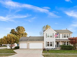 3509 Glenmore Rd, Bloomington, IL 61704