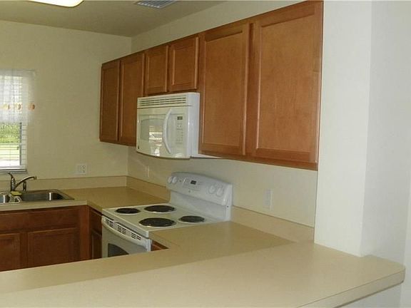 3rd image of 9069 Gervais Cir APT 1103