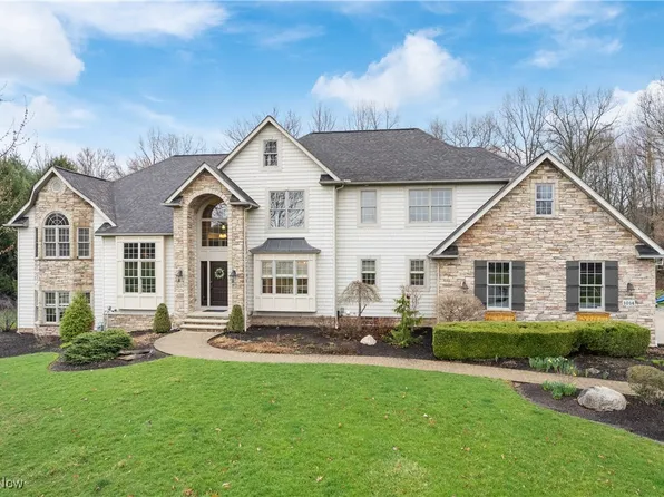 1014 Kings Ridge Blvd, Wadsworth, OH 44281