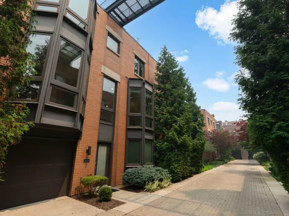 1441 N Cleveland Ave APT B, Chicago, IL 60610