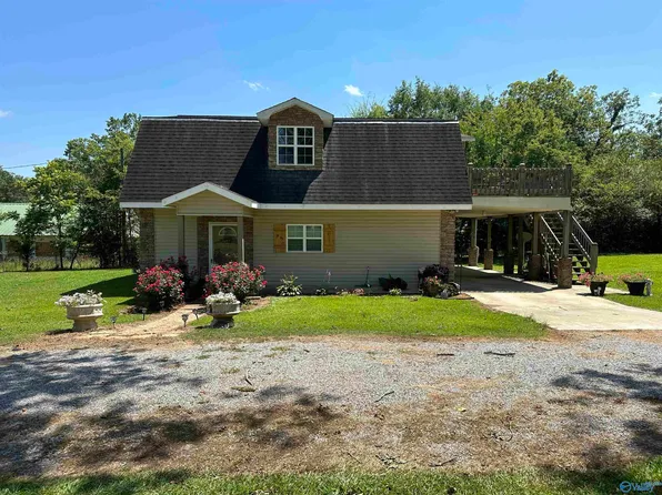 358 6th St SW, Hamilton, AL 35570
