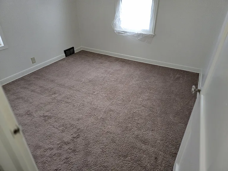 1131 Kingsford St #1 — Photo 9