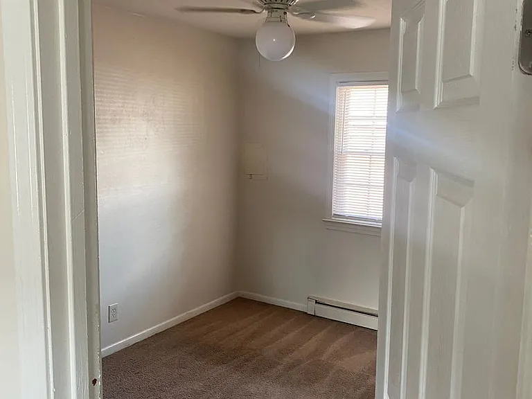 350 Fort Worth Ave — Photo 8