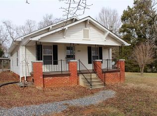 2400 Brentwood St, High Point, NC 27263