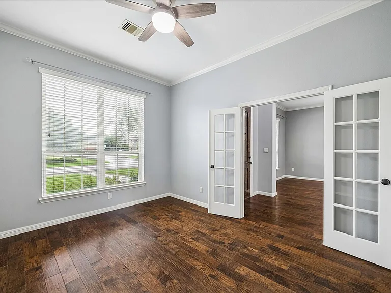 1735 Sylvia Springs Ln — Photo 3
