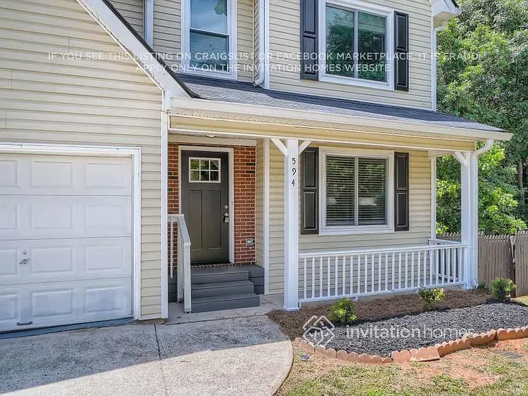 594 Rivulett Ct — Photo 3