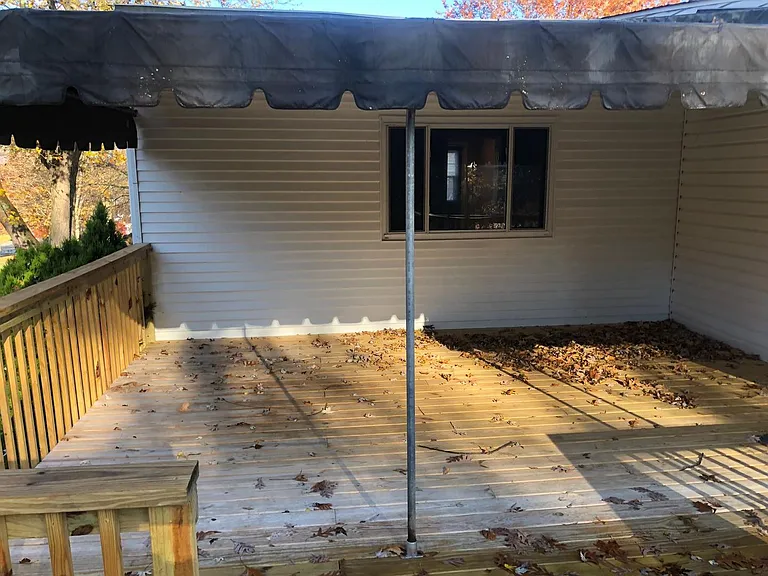306 Gerrie Dr — Photo 10