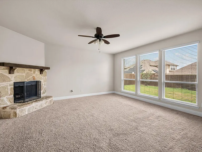 350 Red Cedar Dr — Photo 7