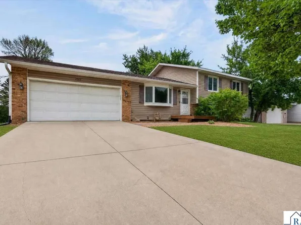 2575 Lamada Pl, Owatonna, MN 55060