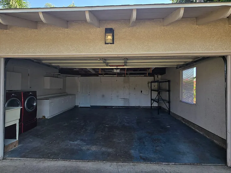 2-car garage
