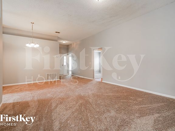 5th image of 2942 Biloxi Trl