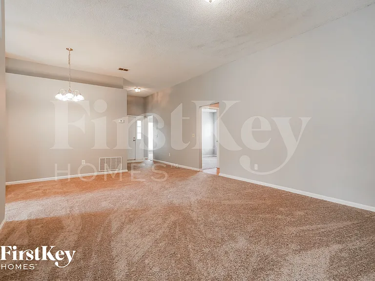 2942 Biloxi Trl — Photo 5